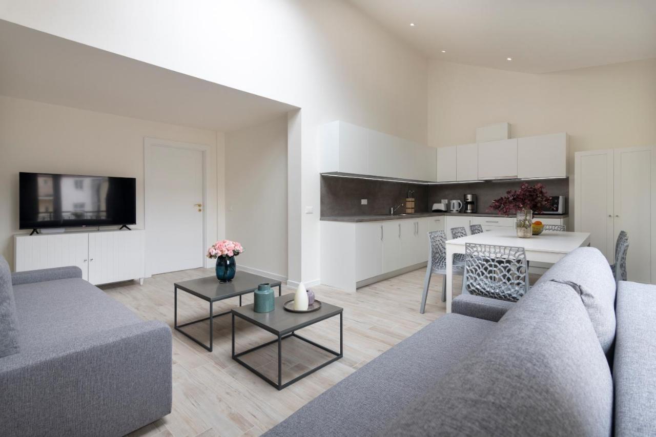 Kinsky Garden Apartments And Suites By Dwellfort Praga Exterior foto