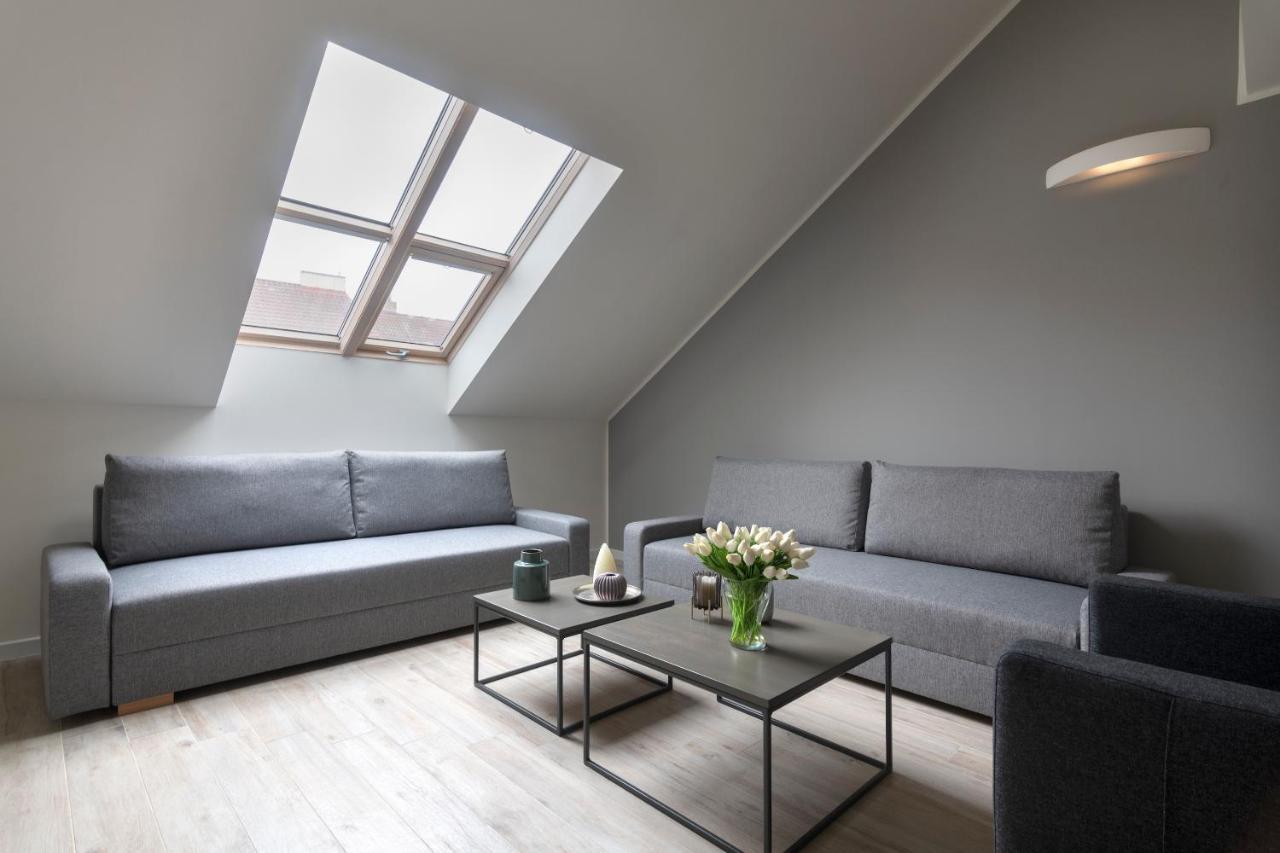 Kinsky Garden Apartments And Suites By Dwellfort Praga Exterior foto